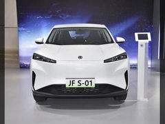 S - 01 Midium EV SUV New Energy Electric Vehicle 4670 X 1900 X 1613MM 445KM