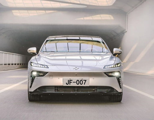 Nieuw energievoertuig JF-007 NEDC 530KM 5 zitplaatsen Lithium Iron Phosphate RWD
